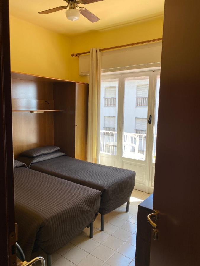 Hotel Nettuno Diano Marina Extérieur photo